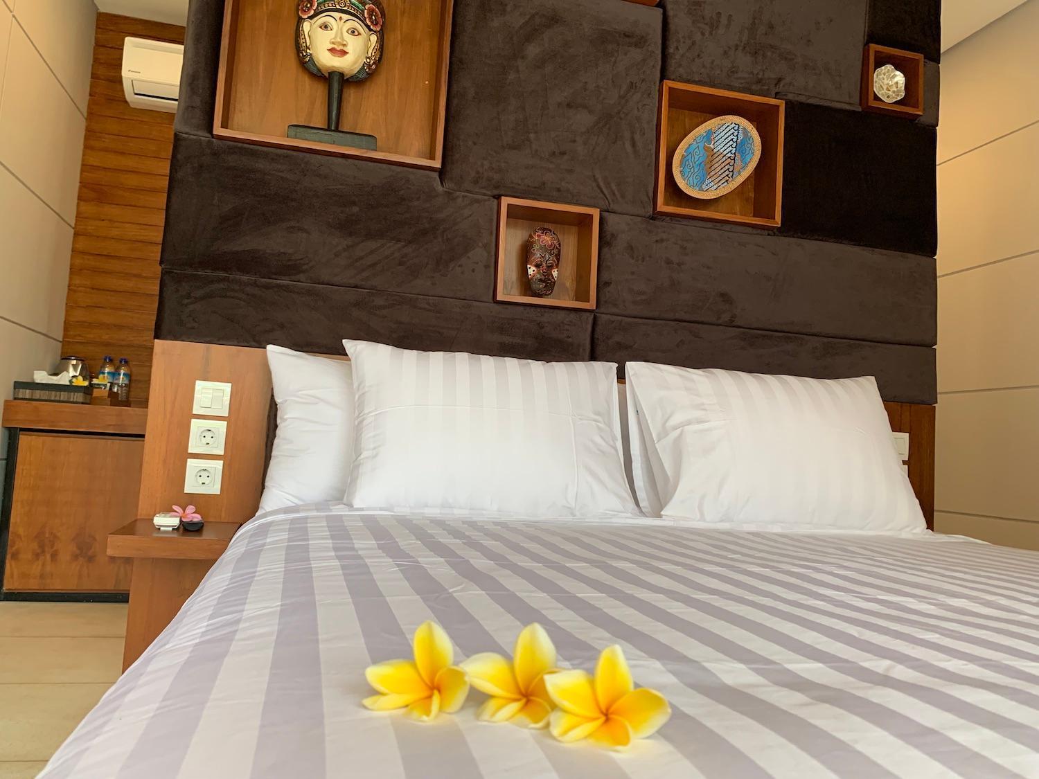 Bale Solah Lombok Holiday Resort Senggigi Exterior foto